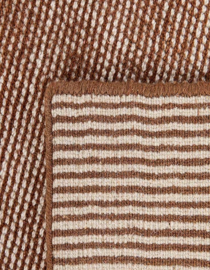 Detail image of 2' 3 x 3' 2 Washable Jill Zarin Palm Springs Wool Indoor / Outdoor Rug