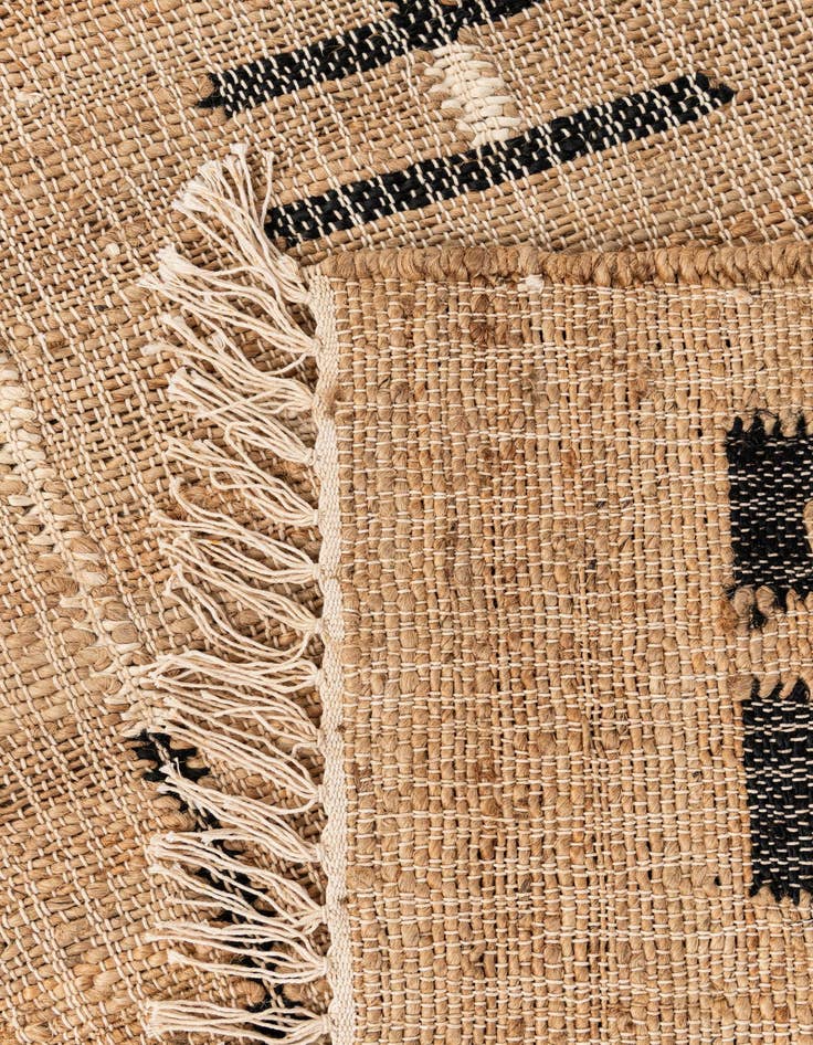 Detail image of 4' 2 x 6'  Hand Woven Kala Handwoven Jute Rug