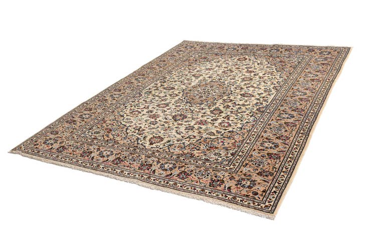 Detail image of 8' 3 x 10' 9 Kashan Wool Rug