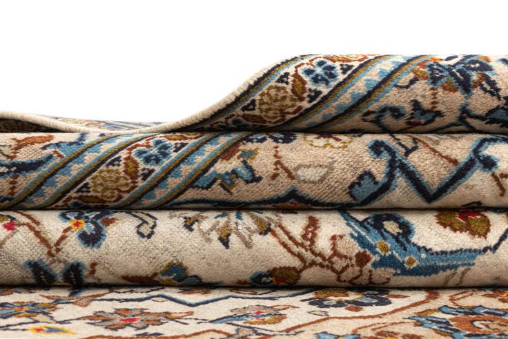 Detail image of 7' 9 x 11' 6 Kashan Wool Rug