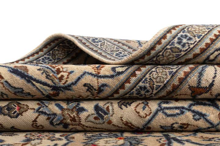 8' x 11' 1 Kashan Wool Rug