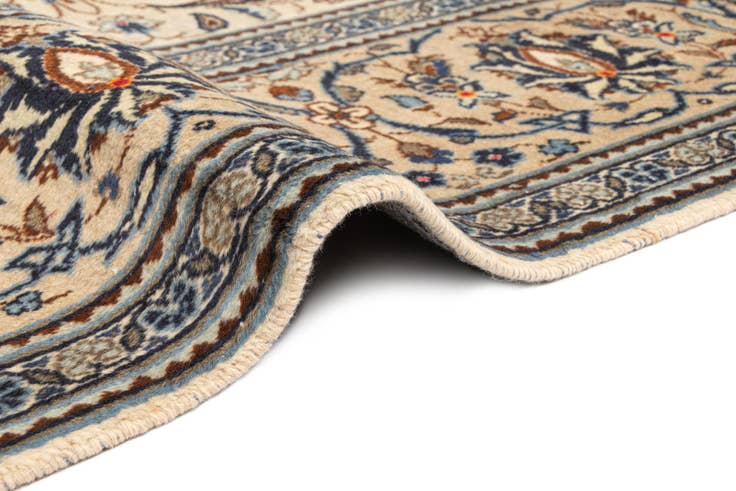 Detail image of 8' x 11' 1 Kashan Wool Rug