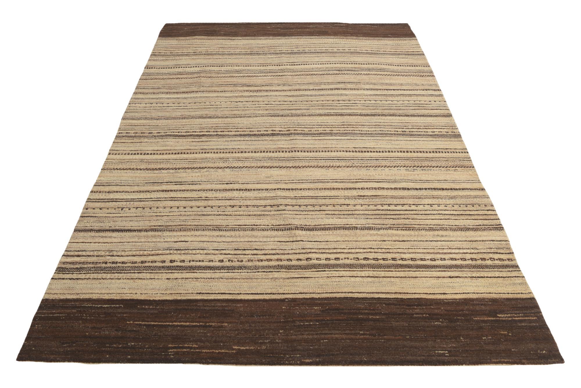 5' 6 x 8' 2 Hand Knotted Kashkuli Gabbeh Oriental Wool Rug