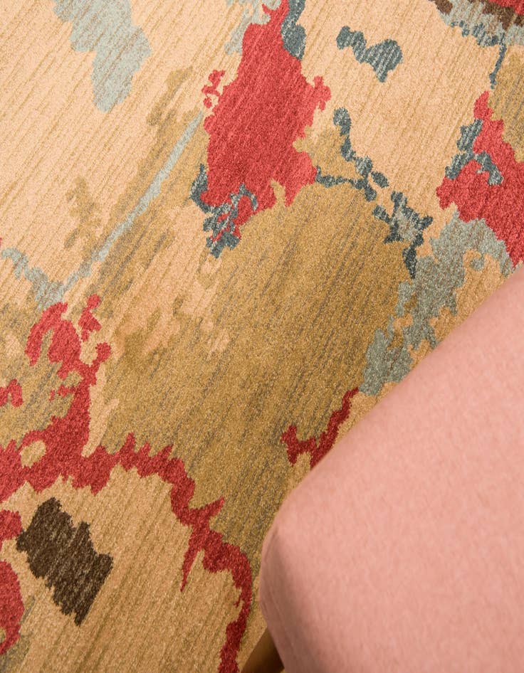 Detail image of 5' x 8' Kashkuli Gabbeh Rug