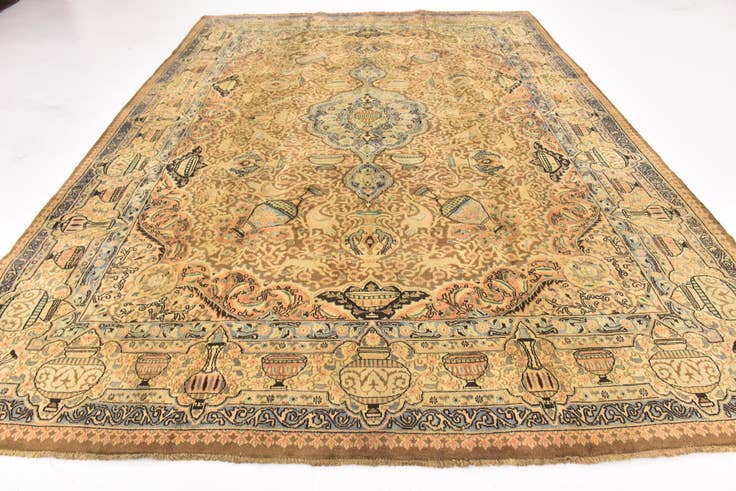 Detail image of 295cm x 390cm Hand Knotted Kashmar Persian Wool Rug