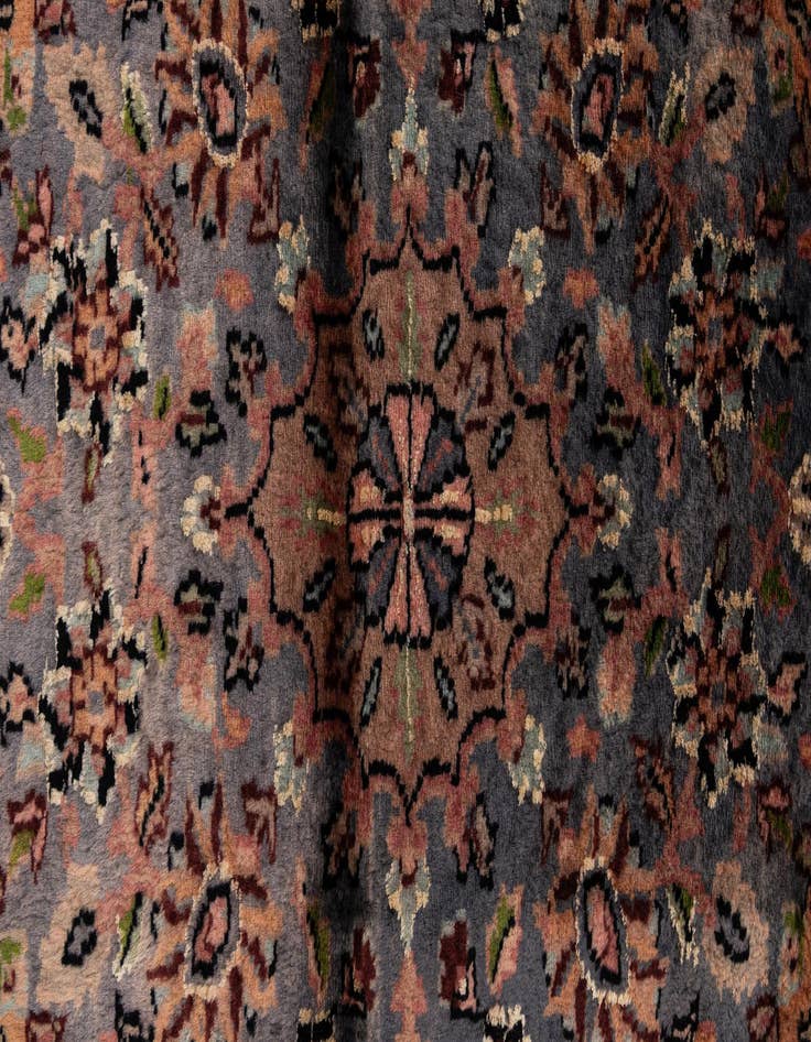 Detail image of 3' 3 x 5' 11  Hand Knotted Kashmir Oriental Rug