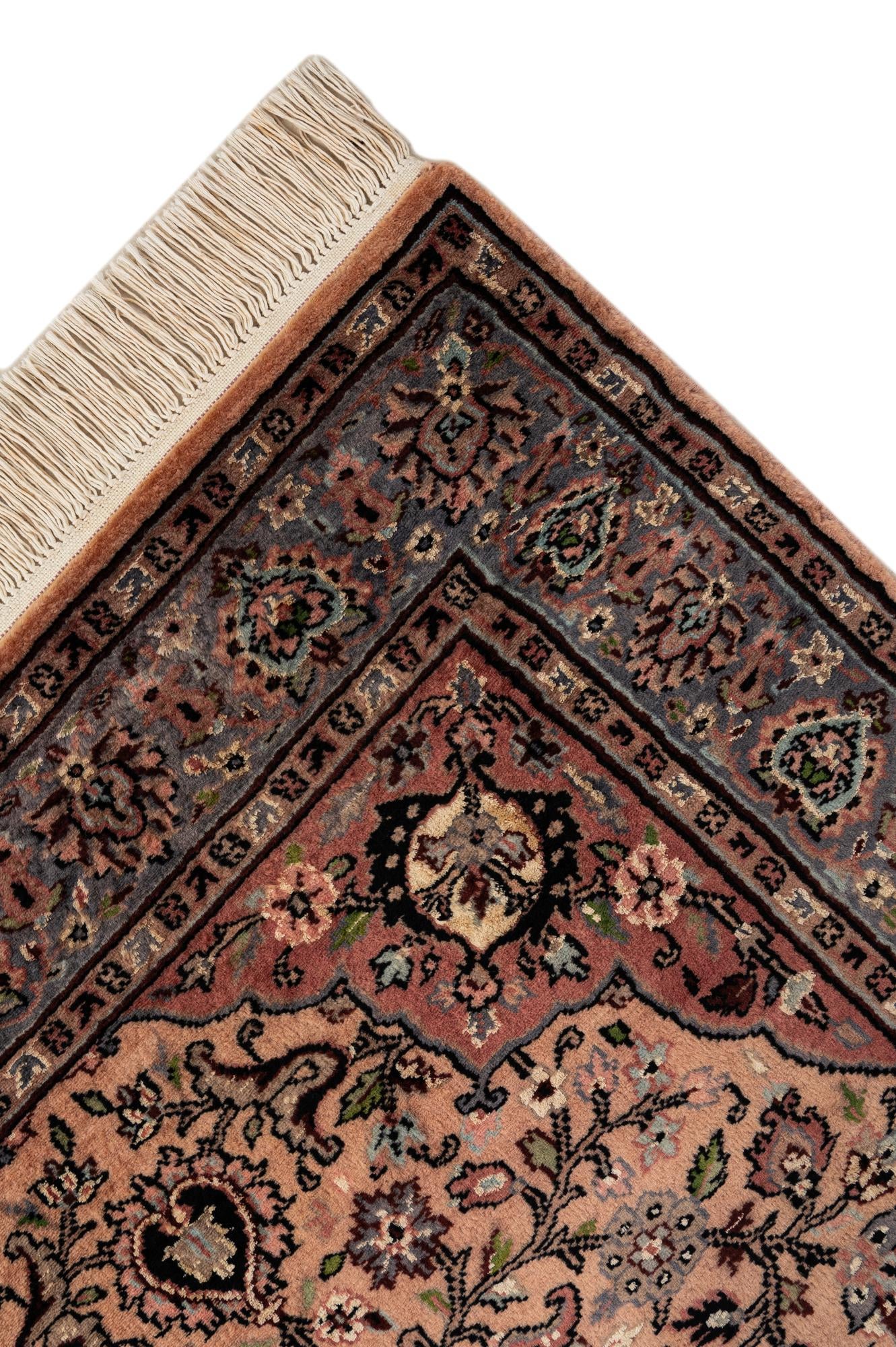 3' 3 x 5' 2 Hand Knotted Kashmir Oriental Rug