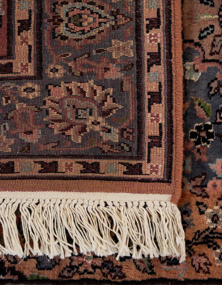 Detail image of 3' 3 x 4' 10  Hand Knotted Kashmir Oriental Rug