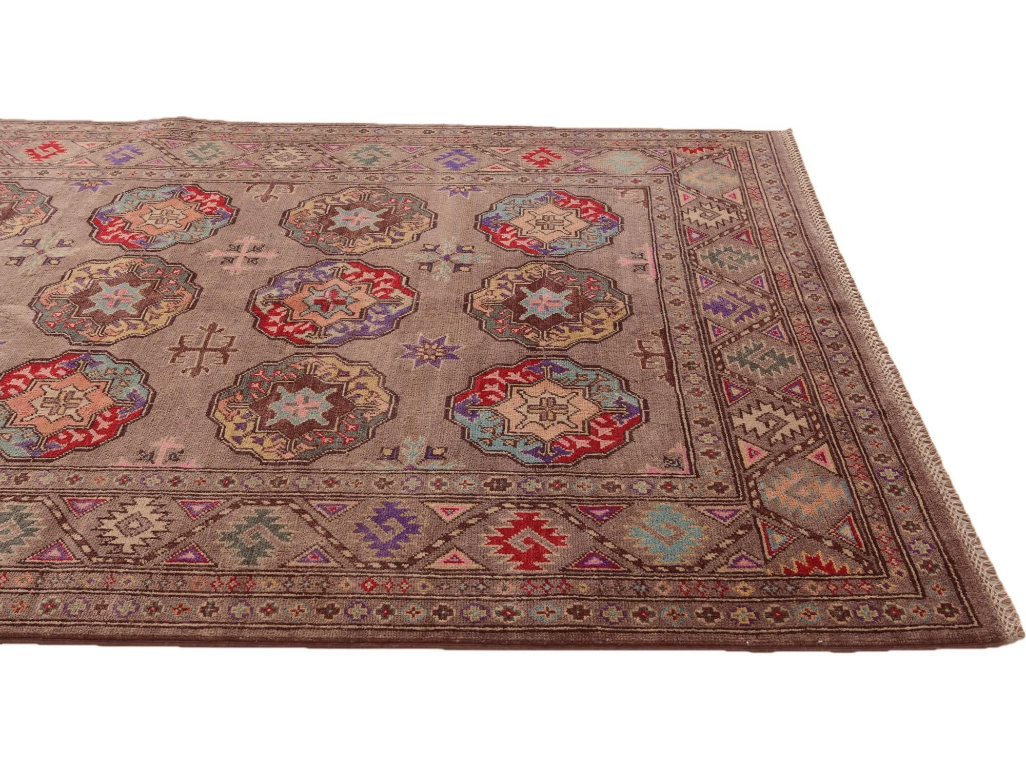5' x 6' 6 Hand Knotted Kazak Rug