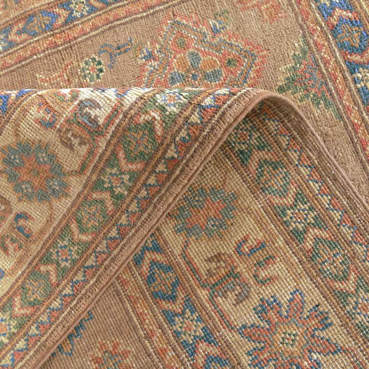 4' 2 x 6' Hand Knotted Kazak Rug