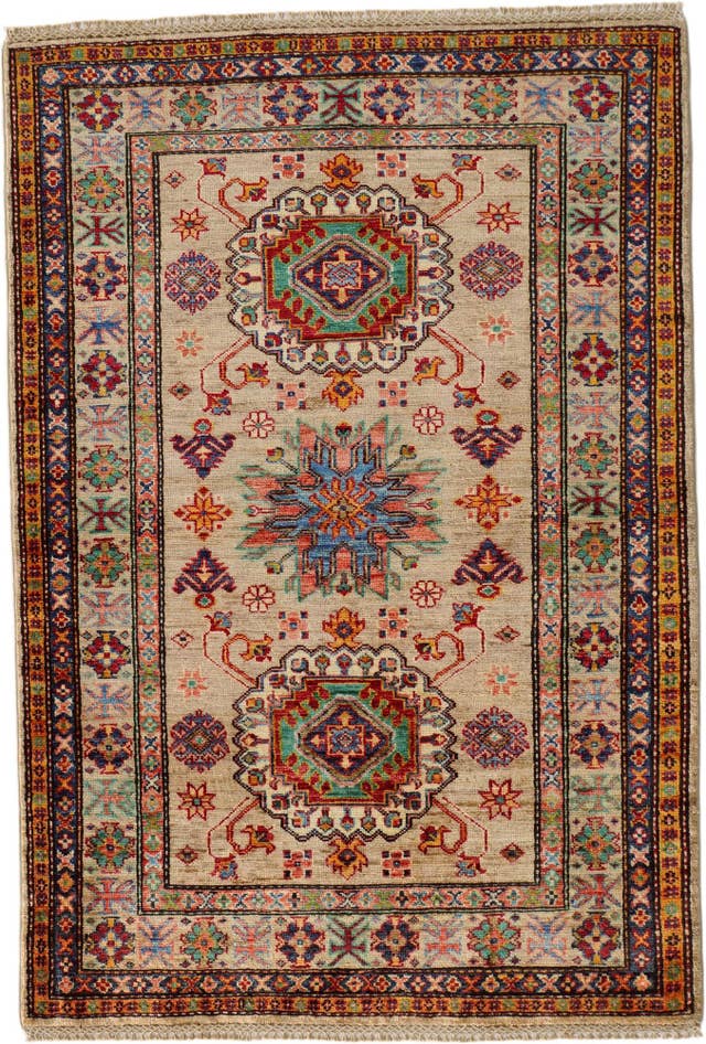 Detail image of 105cm x 155cm anudado a mano Kazak Alfombra