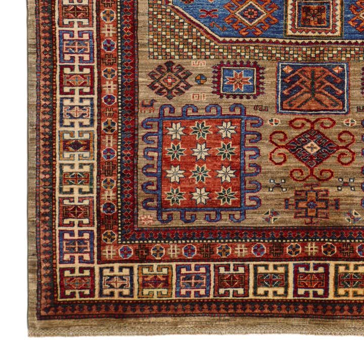 5' 9 x 8' 2 Hand Knotted Kazak Rug