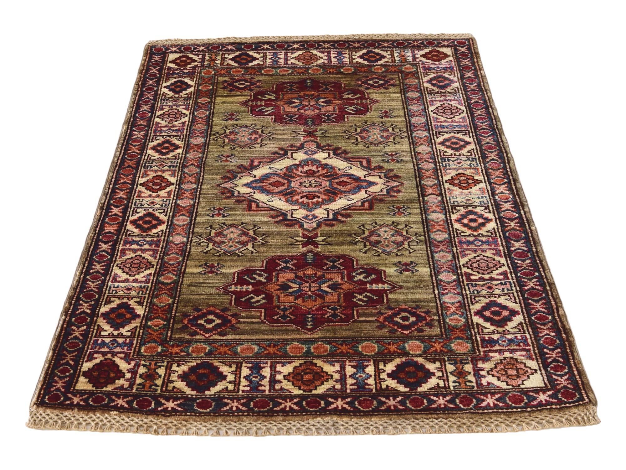 2' 7 x 3' 10 Hand Knotted Kazak Rug