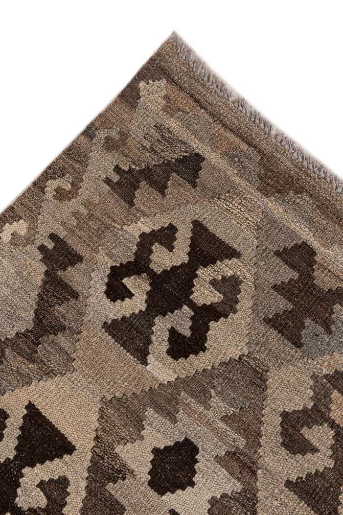 5' 2 x 6' 7 Hand Woven Kilim Maymana Wool Rug