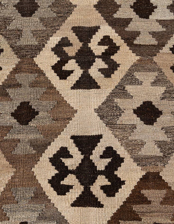 Detail image of 5' 1 x 6' 6  Hand Woven Kilim Maymana Wool Rug