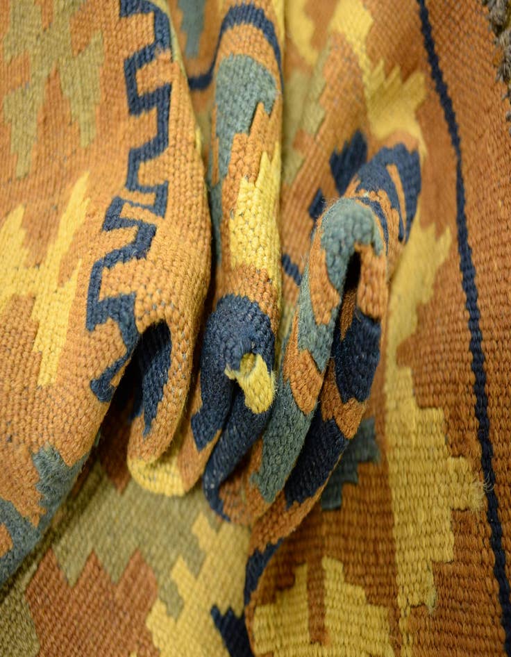 Detail image of 3' 3 x 6' 1  Hand Woven Kilim Maymana Wool Rug