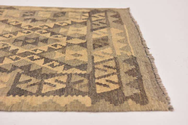 2' 7 x 4' 1 Hand Woven Kilim Maymana Wool Rug