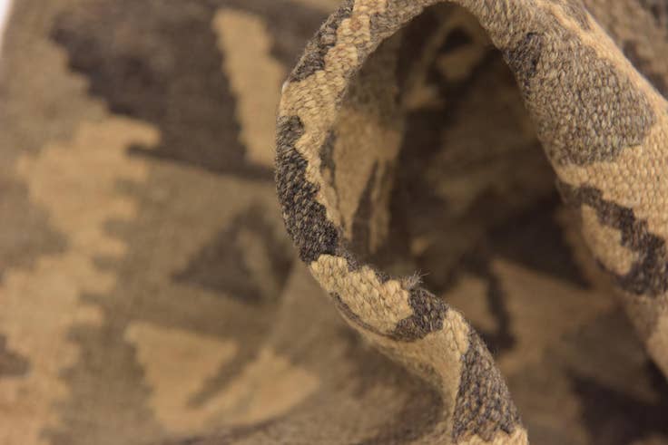 Detail image of 2' 7 x 4' 1 Hand Woven Kilim Maymana Wool Rug