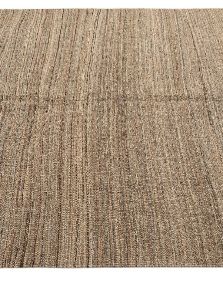 Detail image of 4' 3 x 6'  Hand Woven Kilim Modern Wool Rug