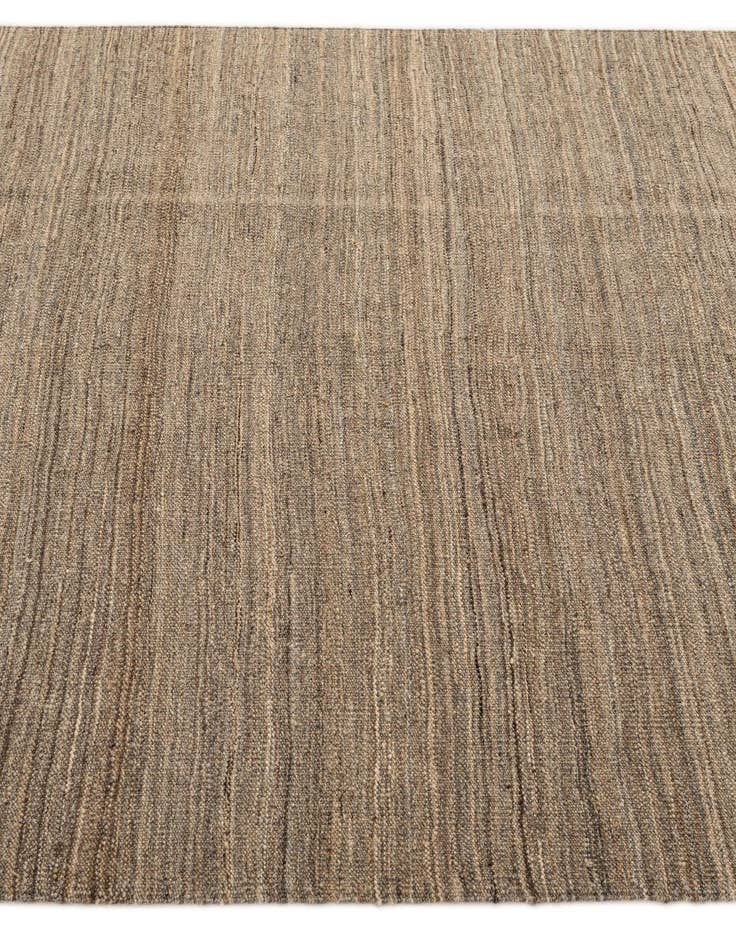 Detail image of 4' 4 x 5' 11  Hand Woven Kilim Modern Wool Rug