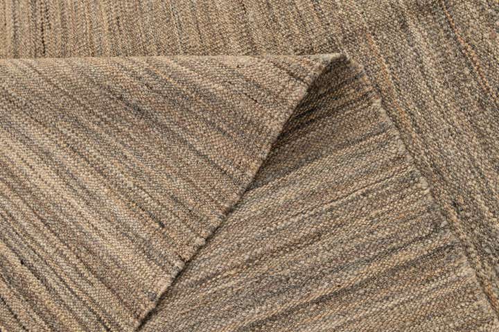 4' 11 x 6' 5 Hand Woven Kilim Modern Wool Rug