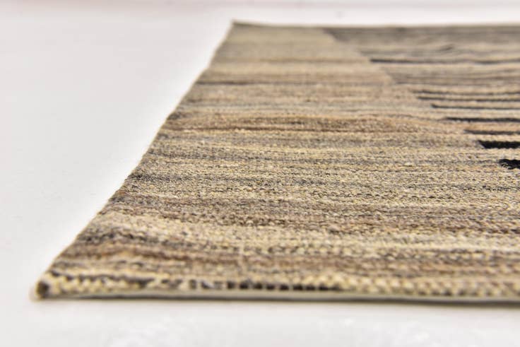 Detail image of 5' 8 x 8' Hand Woven Kilim Modern Wool Rug