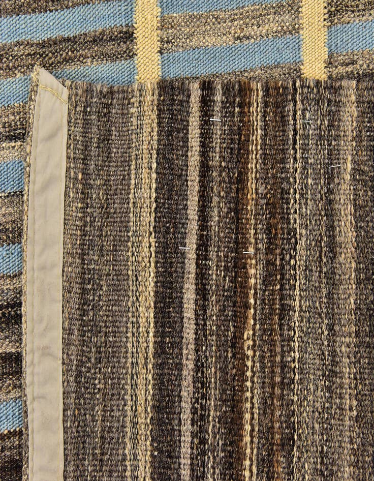 Detail image of 5' 7 x 8'  Hand Woven Kilim Modern Wool Rug