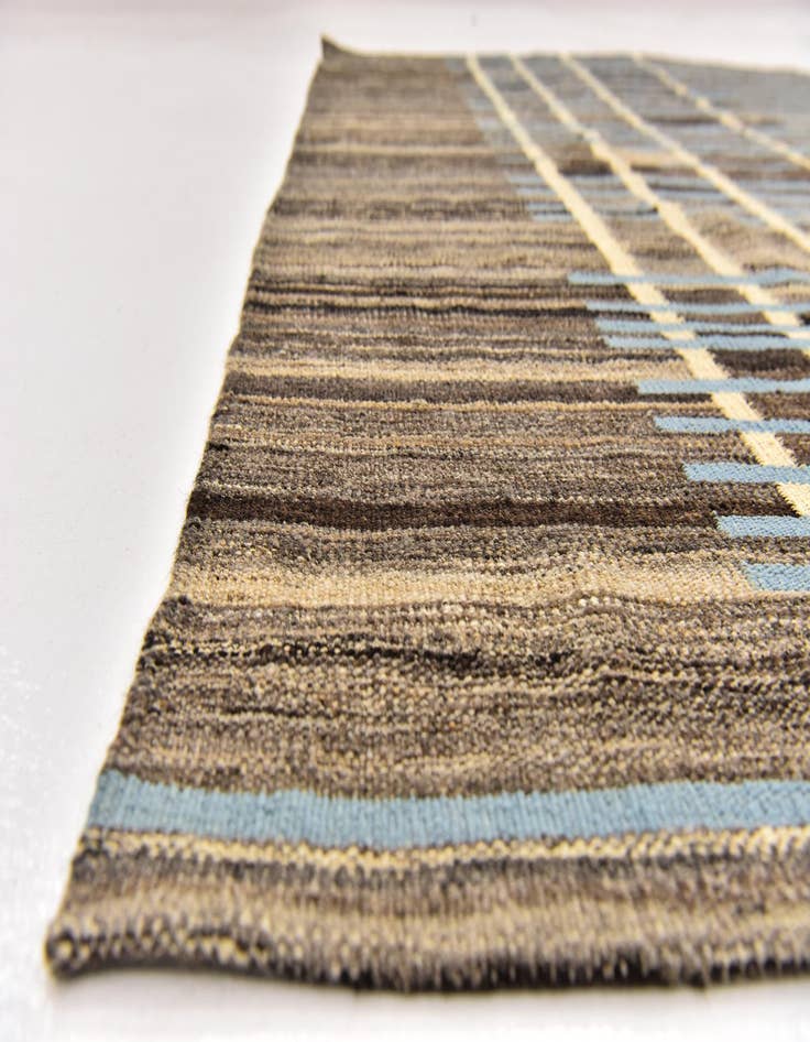 Detail image of 5' 7 x 8'  Hand Woven Kilim Modern Wool Rug