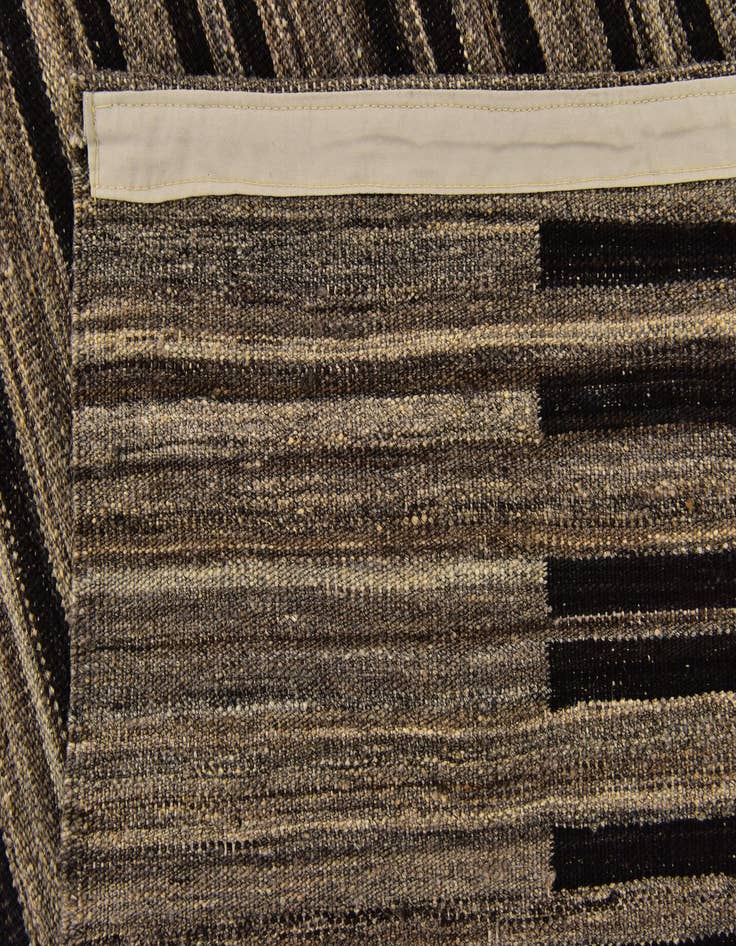 Detail image of 5' 7 x 8' 2  Hand Woven Kilim Modern Wool Rug