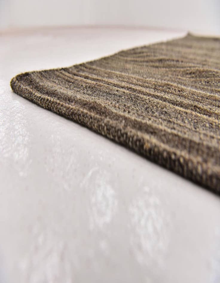 Detail image of 5' 7 x 8' 2  Hand Woven Kilim Modern Wool Rug