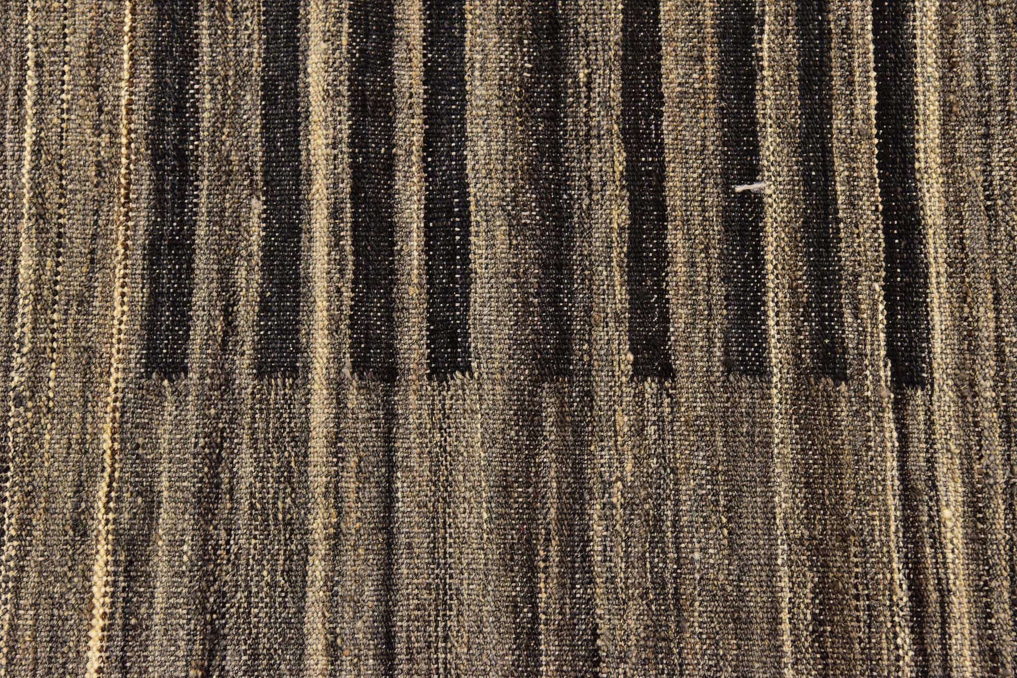 5' 7 x 8' Hand Woven Kilim Modern Wool Rug