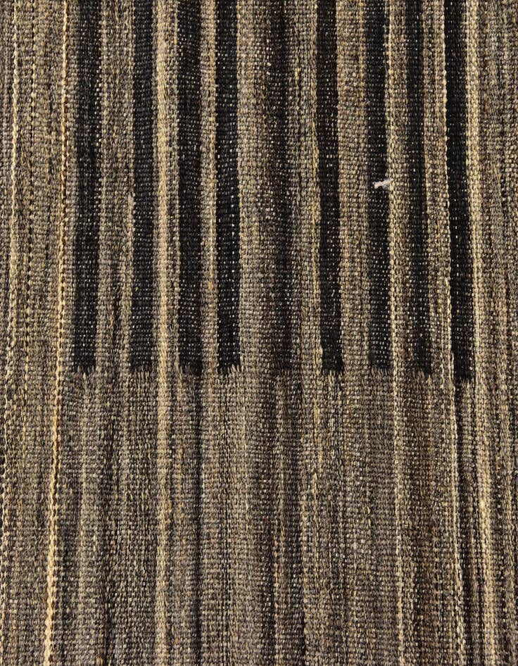 Detail image of 5' 7 x 8'  Hand Woven Kilim Modern Wool Rug