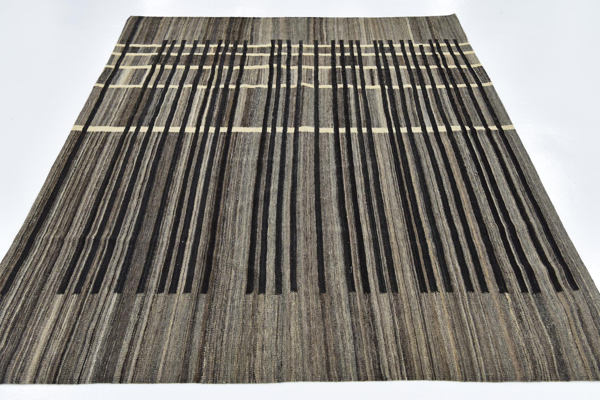 5' 9 x 8' Hand Woven Kilim Modern Wool Rug