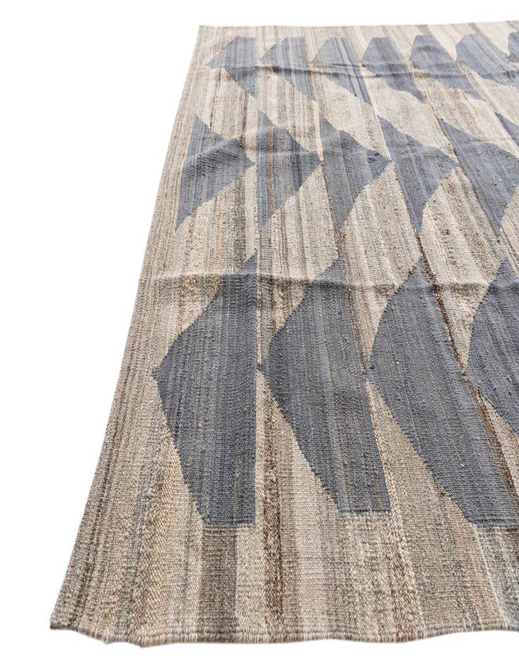 Detail image of 5' 8 x 7' 7  Hand Woven Kilim Modern Wool Rug