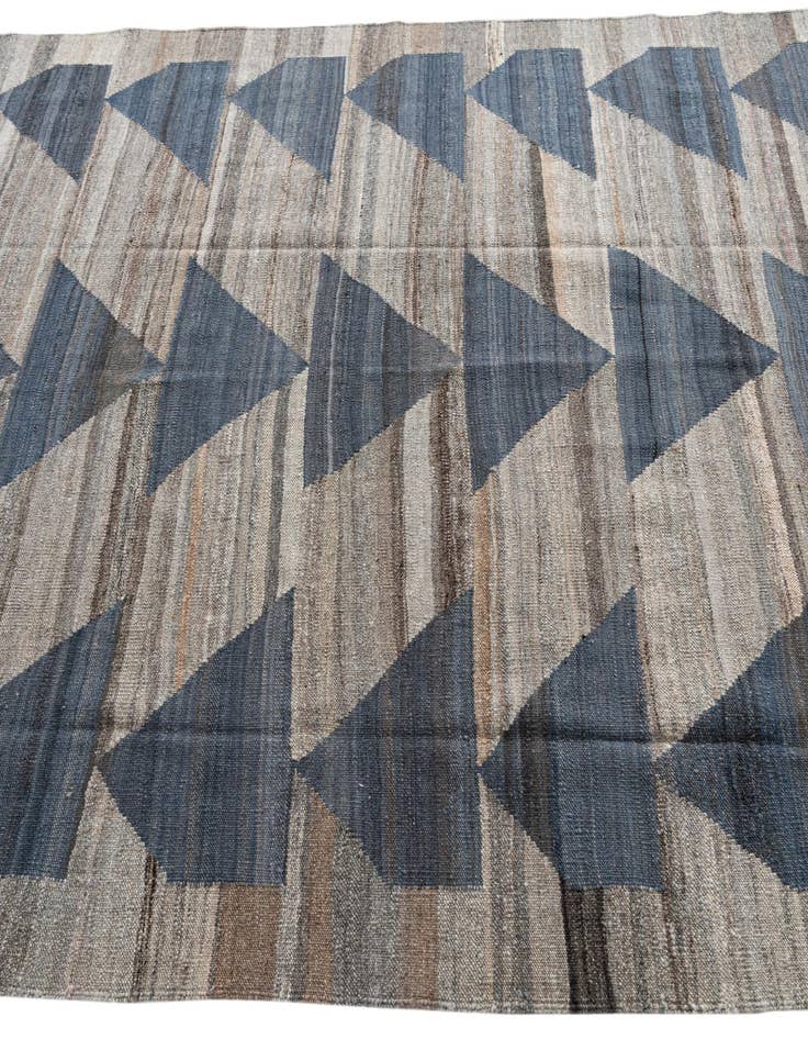 Detail image of 5' 8 x 7' 7  Hand Woven Kilim Modern Wool Rug