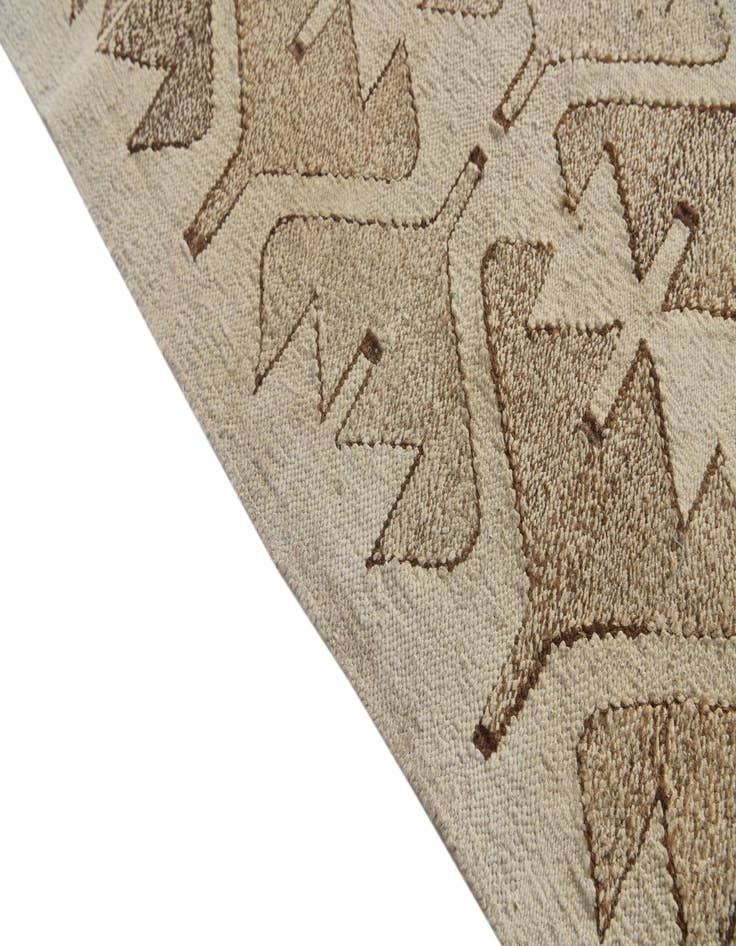 Detail image of 9' 10 x 13' 7  Hand Woven Kilim Modern Wool Rug