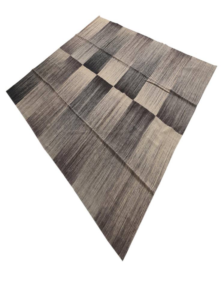 Detail image of 8' 2 x 9' 6  Hand Woven Kilim Modern Wool Rug