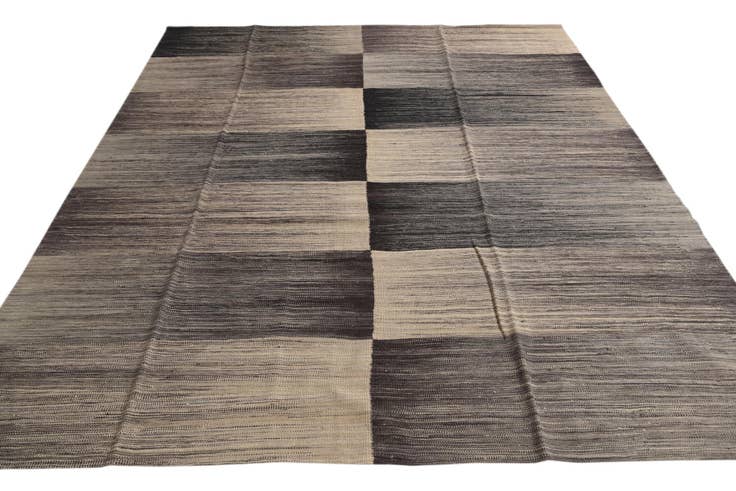 Detail image of 8' 2 x 9' 6 Hand Woven Kilim Modern Wool Rug