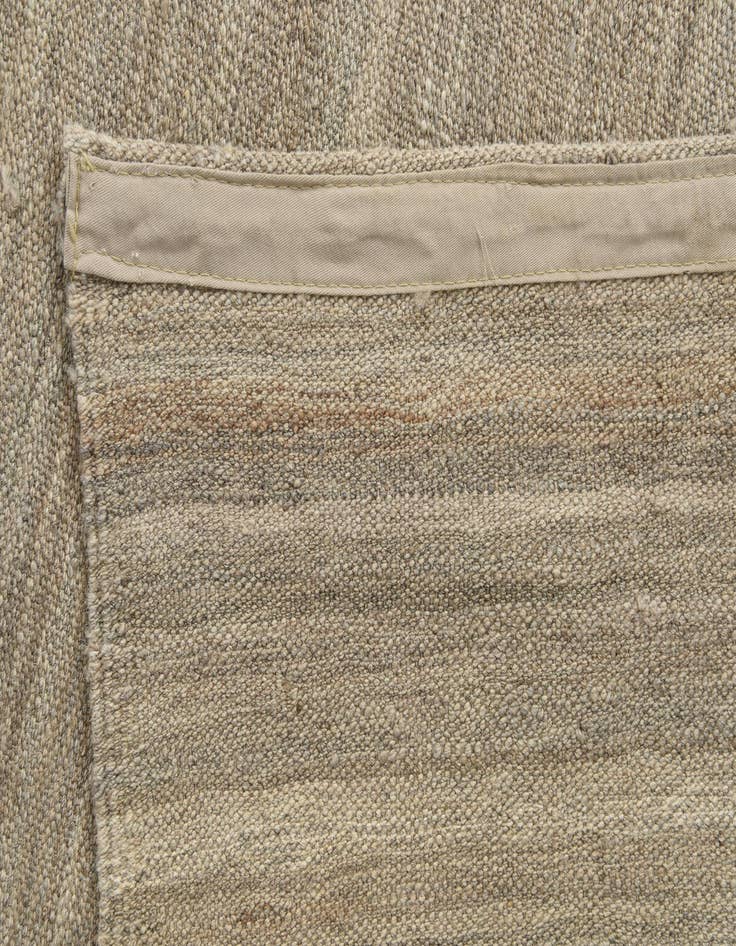 Detail image of 5' 2 x 7' 10  Hand Woven Kilim Modern Wool Rug