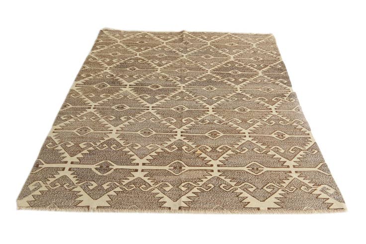 Detail image of 5' 8 x 7' 6 Hand Woven Kilim Modern Wool Rug