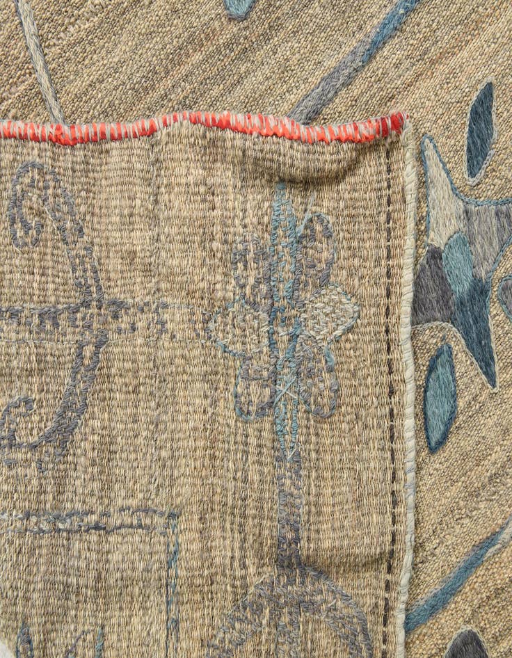 Detail image of 5' 10 x 7' 6  Hand Woven Kilim Modern Wool Rug