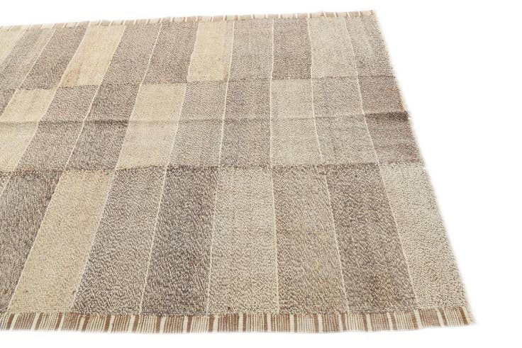 Detail image of 5' 9 x 7' 7 Hand Woven Kilim Modern Wool Rug