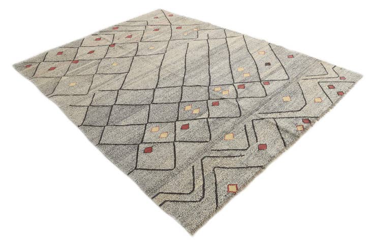 Detail image of 7' 1 x 9' 3 Hand Woven Kilim Modern Wool Rug