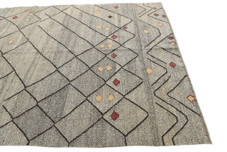 Detail image of 7' 1 x 9' 3 Hand Woven Kilim Modern Wool Rug