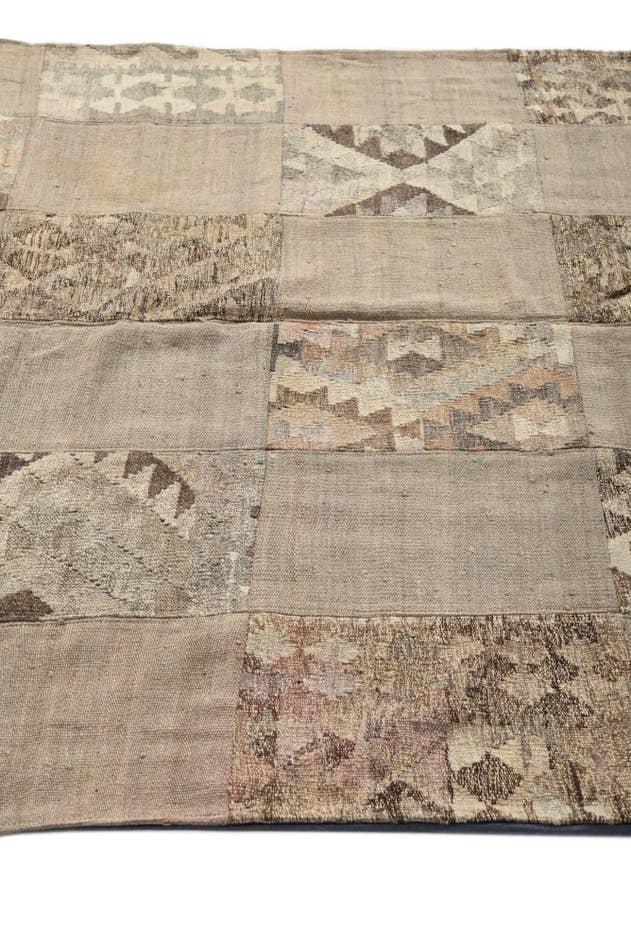 Detail image of 5' 5 x 8' Hand Woven Kilim Patchwork Wool Rug
