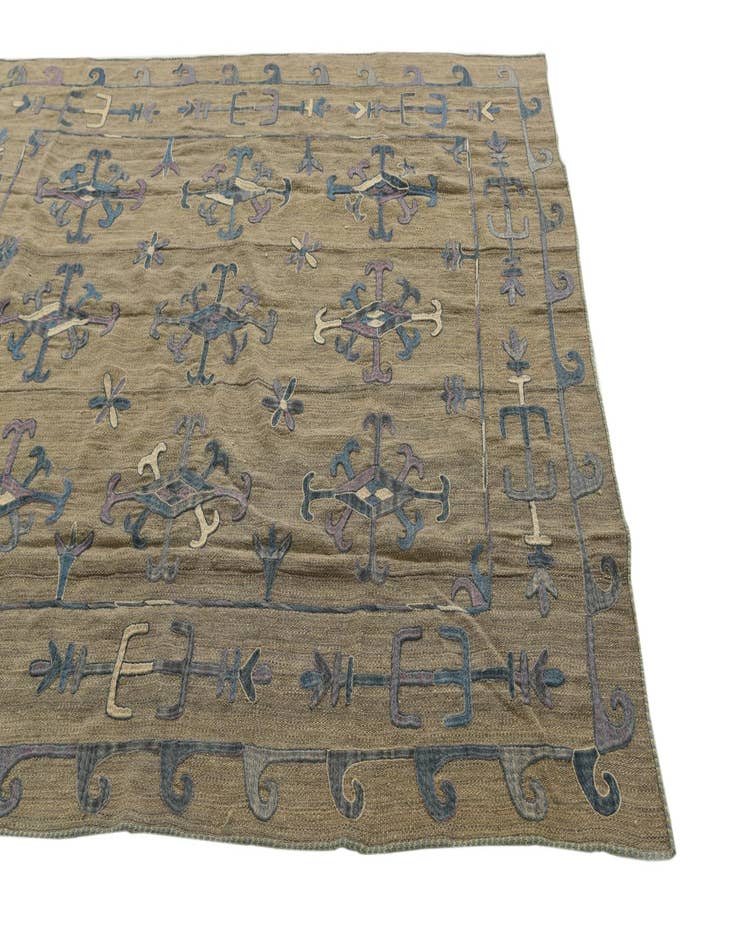 Detail image of 6' x 7' 2  Hand Woven Kilim Suzani Wool Rug