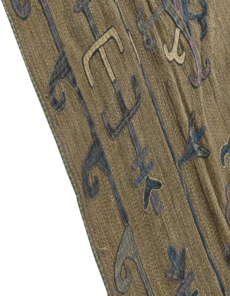 Detail image of 6' x 7' 2  Hand Woven Kilim Suzani Wool Rug