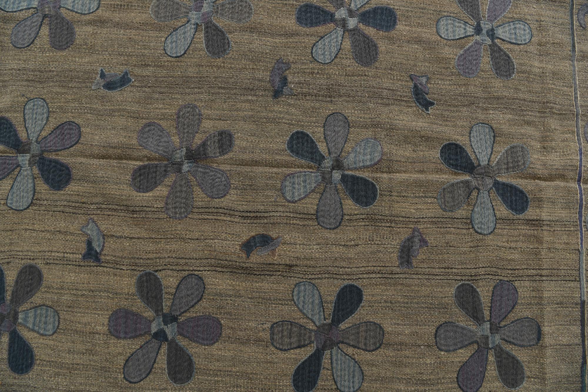 5' 6 x 6' 6 Hand Woven Kilim Suzani Wool Rug