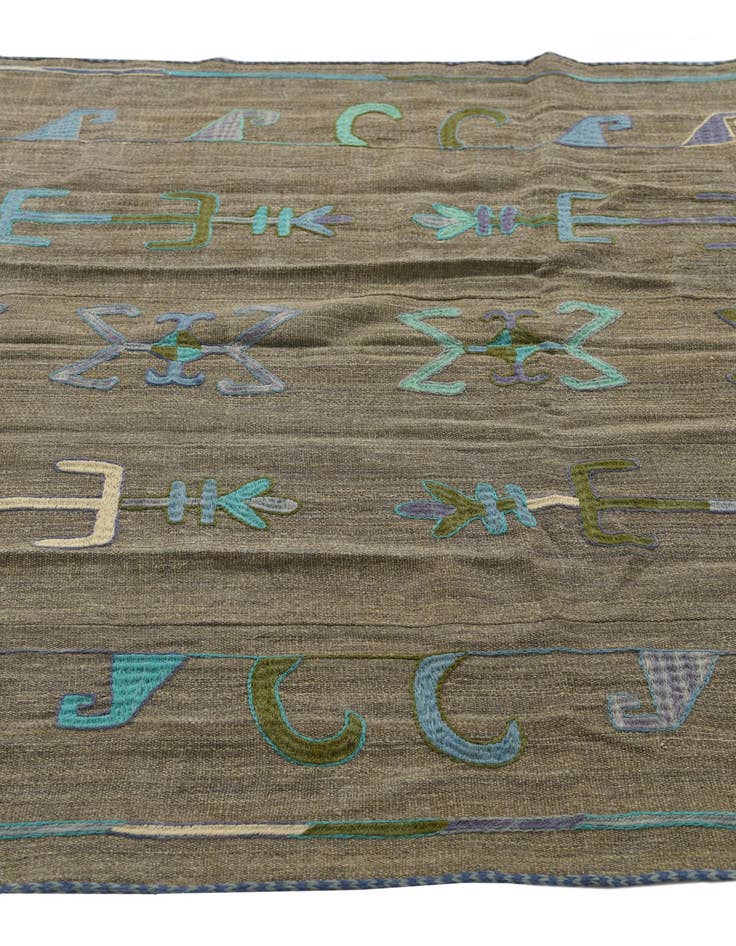 Detail image of 5' x 6' 3  Hand Woven Kilim Suzani Wool Rug