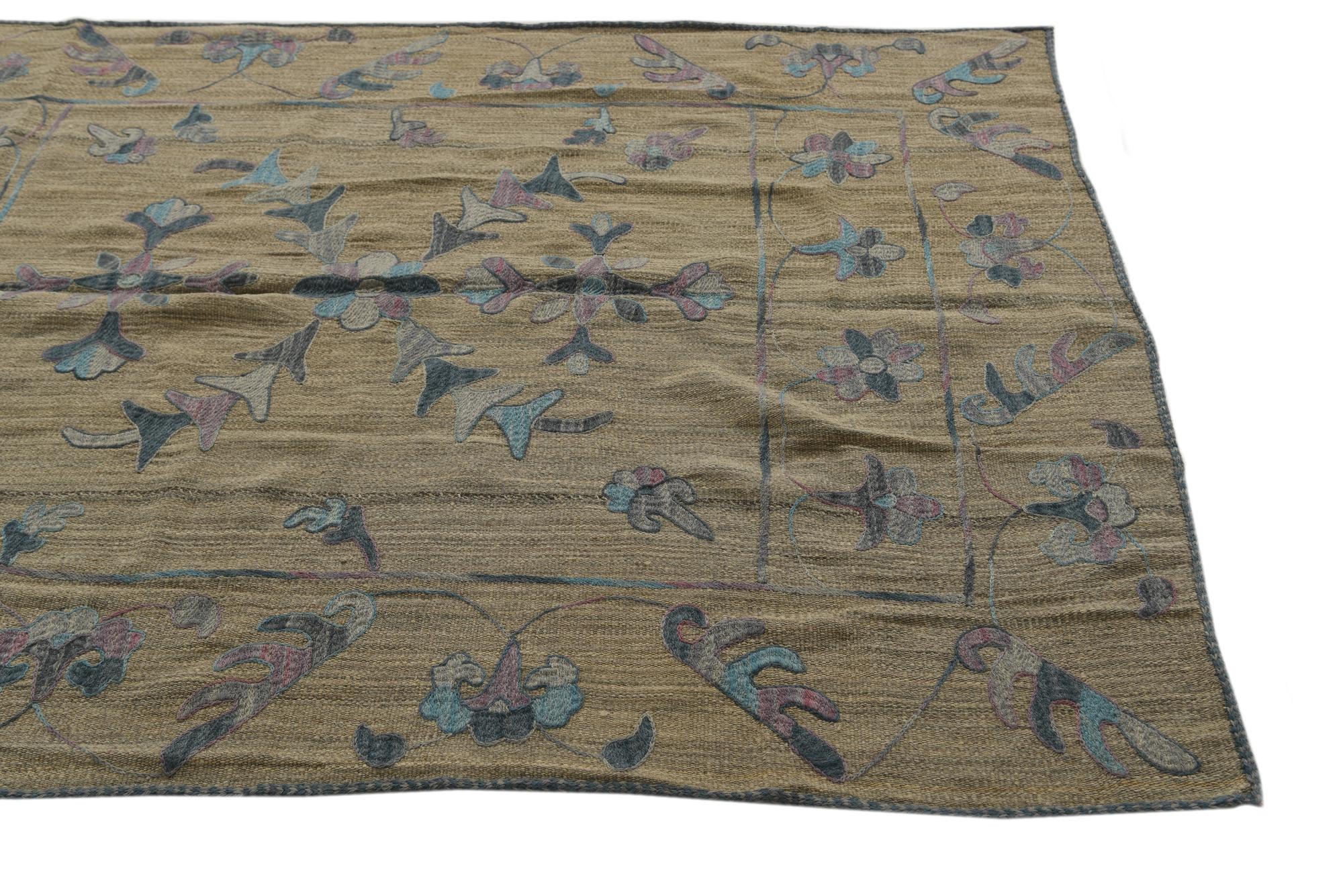 5' 1 x 6' 8 Hand Woven Kilim Suzani Wool Rug